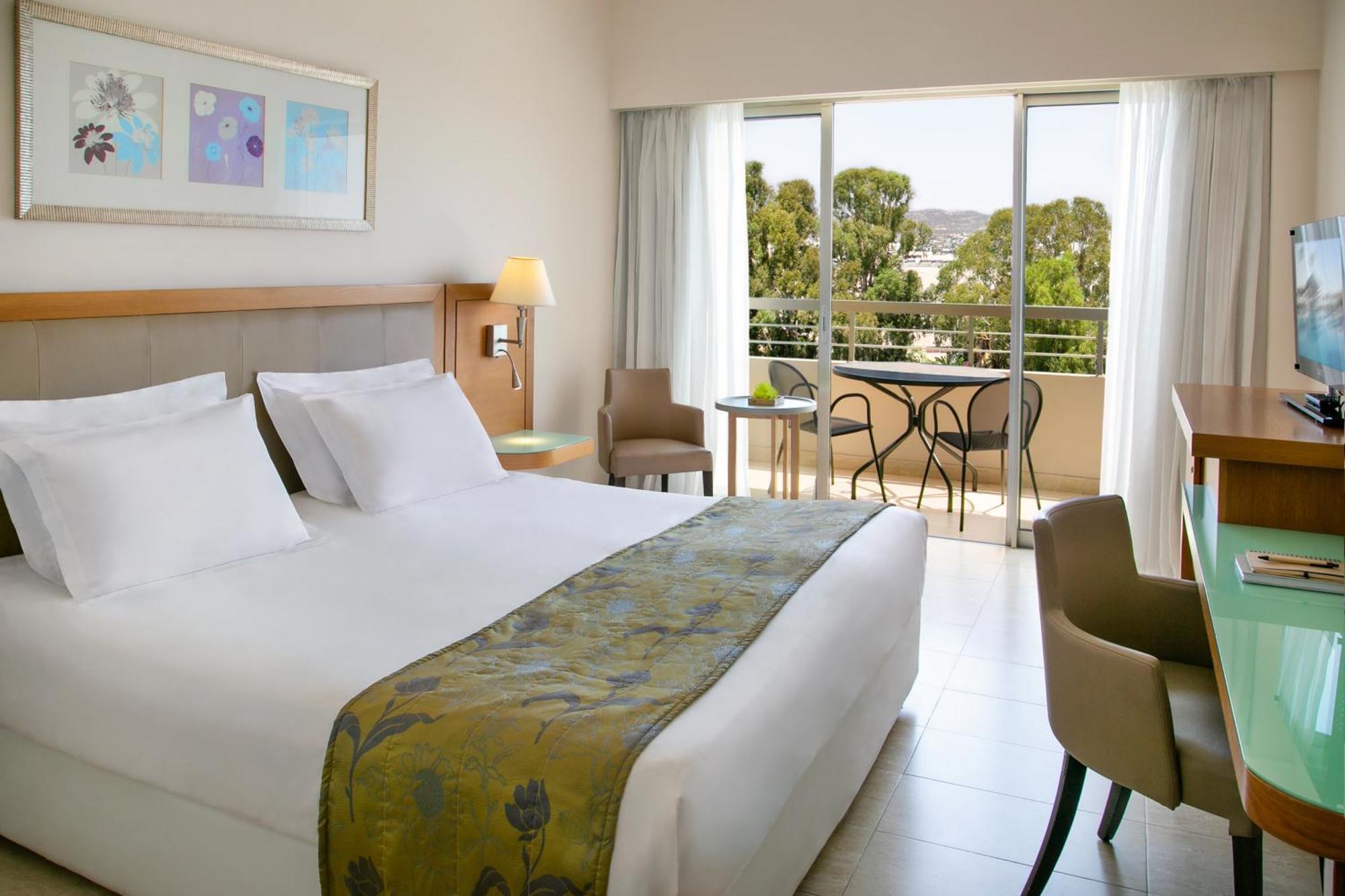 Atlantica Miramare Beach ليماسول المظهر الخارجي الصورة